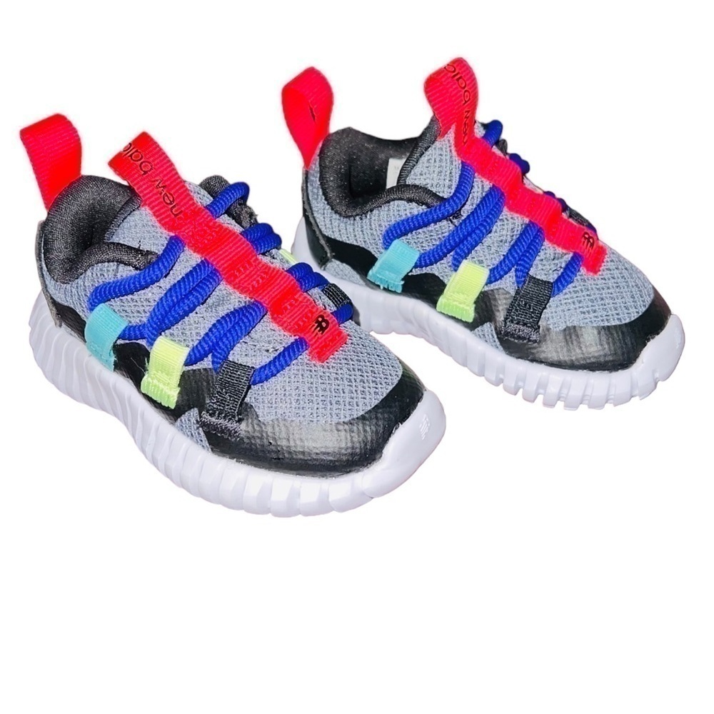 TODDLER/BABY Size 2 Unisex New Balance Tennis Shoes NWOB